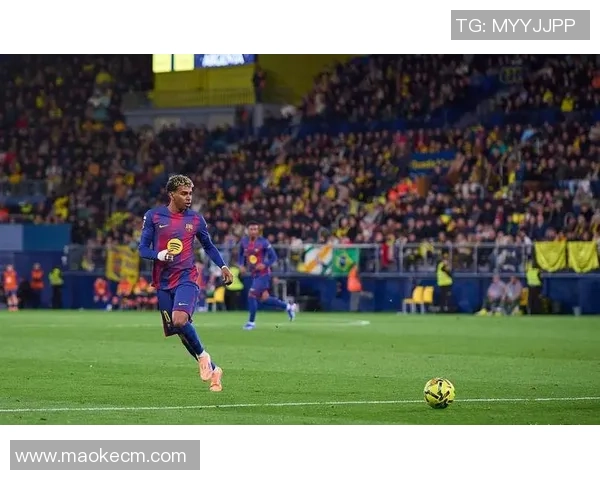 足球巨星因伤缺阵 新赛季前景堪忧 球迷期待他早日回归赛场 足球巨星因伤缺阵 新赛季前景堪忧 球迷期待他早日回归赛场