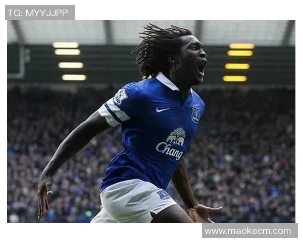 足球球星卡卢卡库简介与职业生涯成就分析